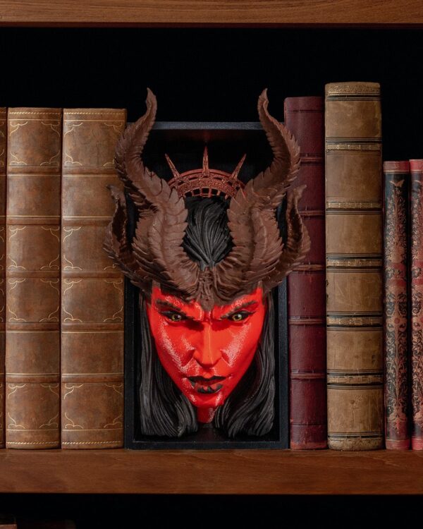 Succubus to Books Book Nook | Unique Bookend, Succubus Decor, Fantasy Home Decor, Bookshelf Accessory, Gothic Bookends, Gift for Readers