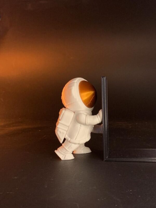 Astronaut Bookend | Unique Desk Decor | Space Theme | Home Office | Bookshelf Accessories | Gifts for Astronomers